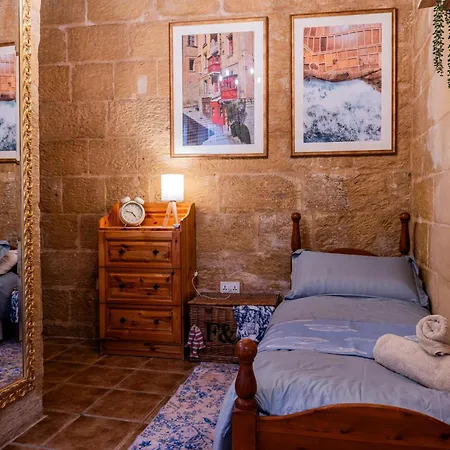 Three Bedroom Townhouse In Bormla Three Cities Apartamento Cospicua