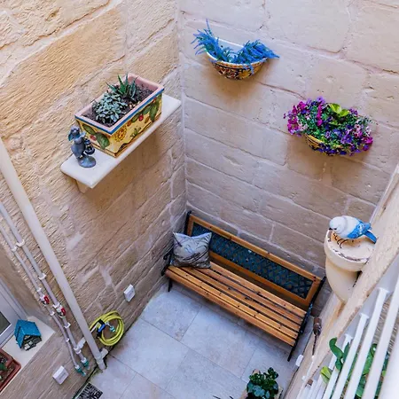 Three Bedroom Townhouse In Bormla Three Cities