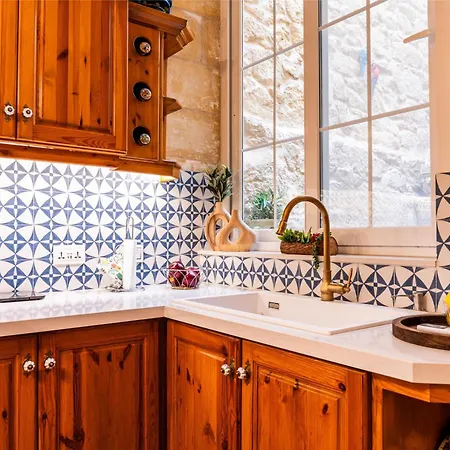 Three Bedroom Townhouse In Bormla Three Cities Apartamento Cospicua