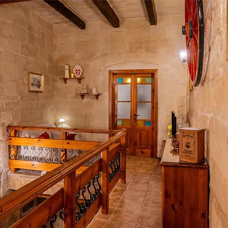 Apartamento Three Bedroom Townhouse In Bormla Three Cities Cospicua