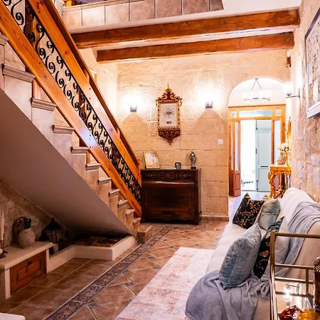 Three Bedroom Townhouse In Bormla Three Cities Apartamento Cospicua